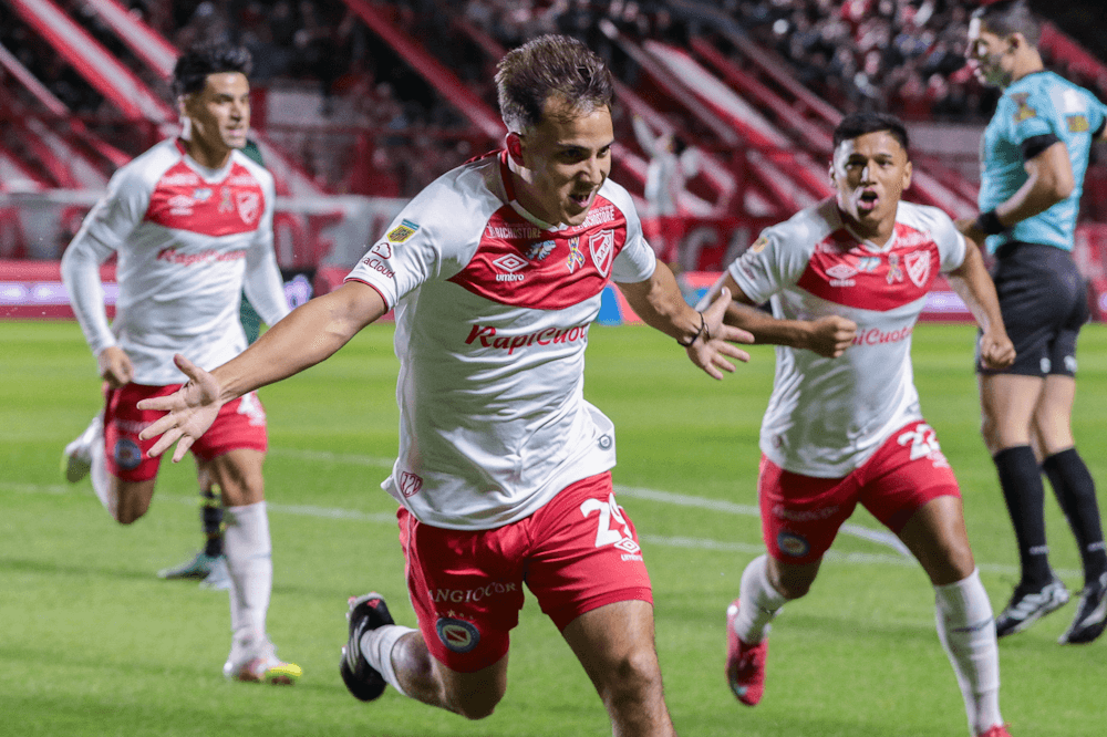 Argentinos Juniors. Source: Official Facebook. Edited photo.