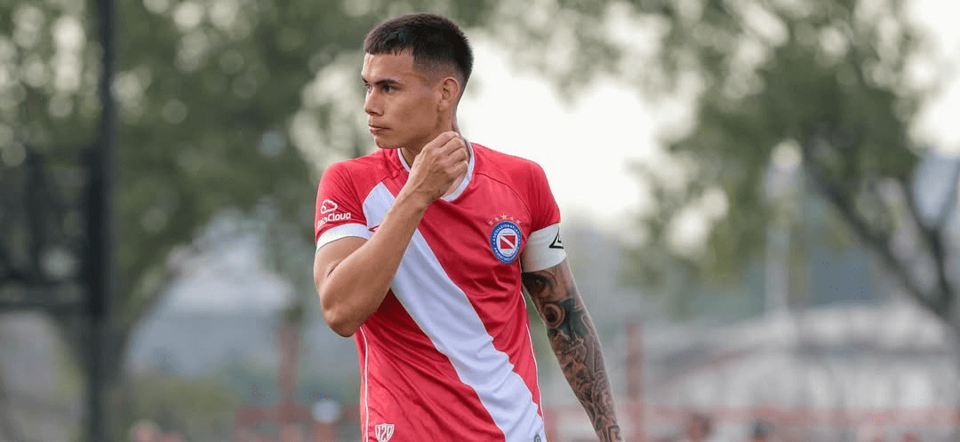 Argentinos Juniors. Source: Official Instagram. Edited photo