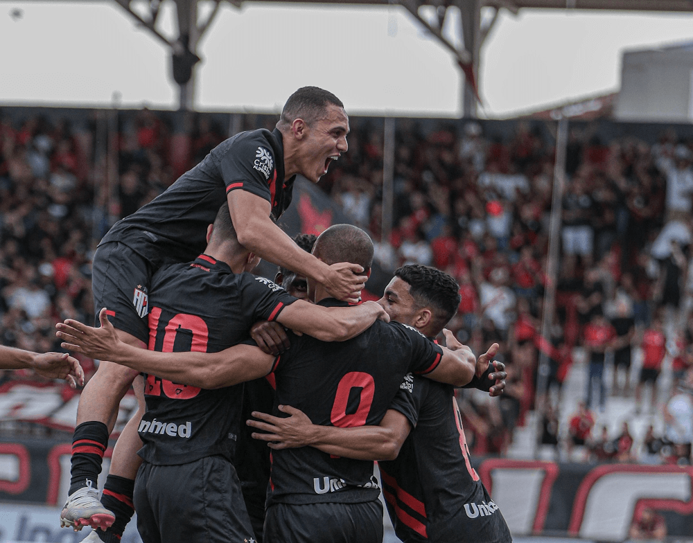 Atletico Goianiense. Source: Official Facebook. Edited photo.