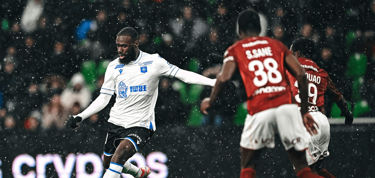Auxerre. Source: Official Facebook. Edited photo