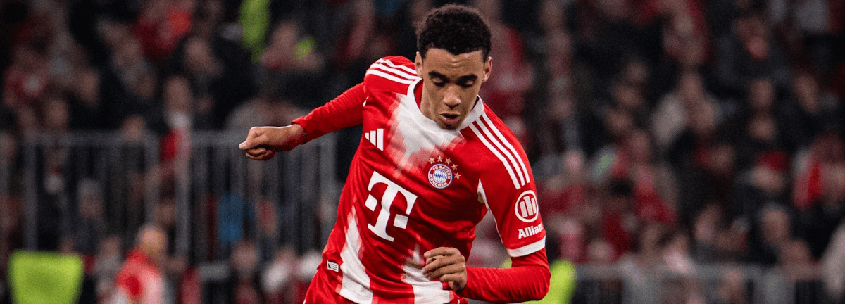 Bayern Munich. Source: Official Facebook. Edited photo