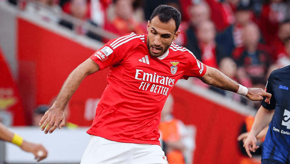 Benfica. Source: Official Facebook. Edited photo