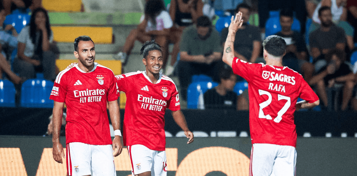 Benfica. Source: Official Facebook. Edited photo