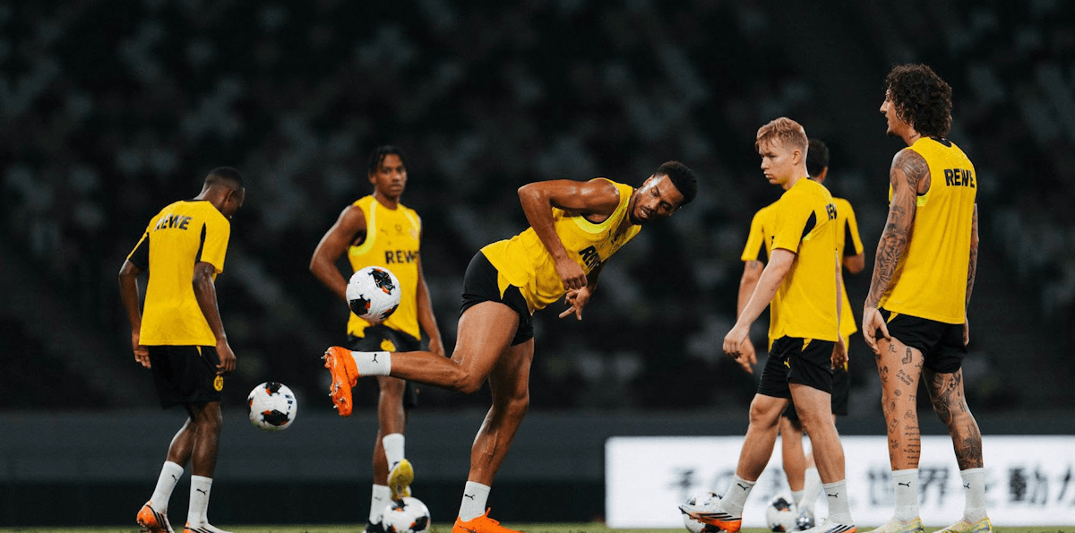 Borussia-Dortmund. Source: Official Facebook. Edited photo