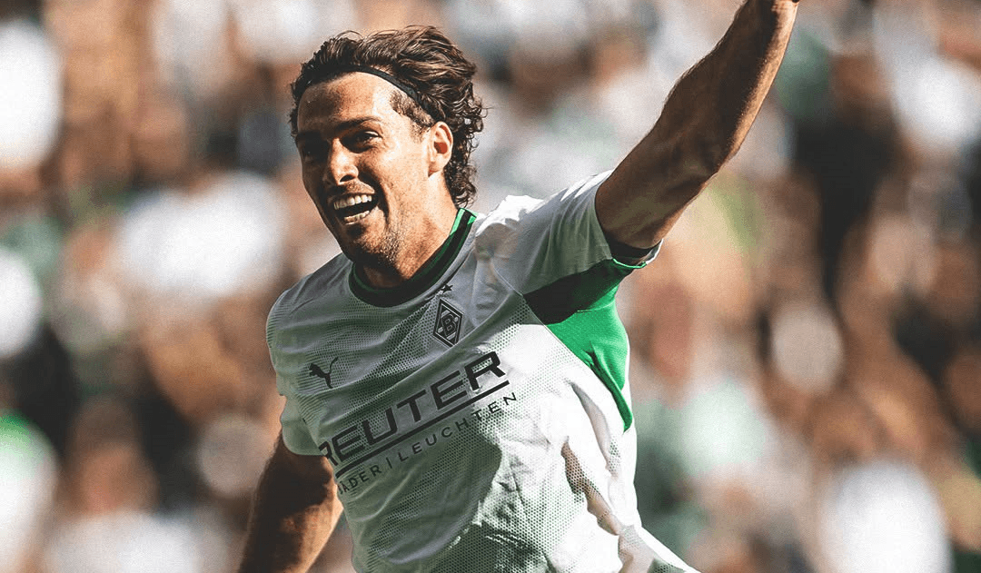 Borussia Monchengladbach. Source: Official Facebook. Edited photo