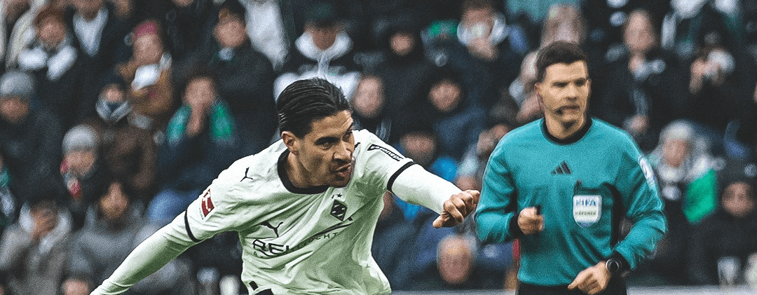 Borussia Monchengladbach. Source: Official Facebook. Edited photo