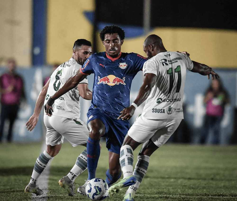 Bragantino. Source: Official Facebook. Edited photo.