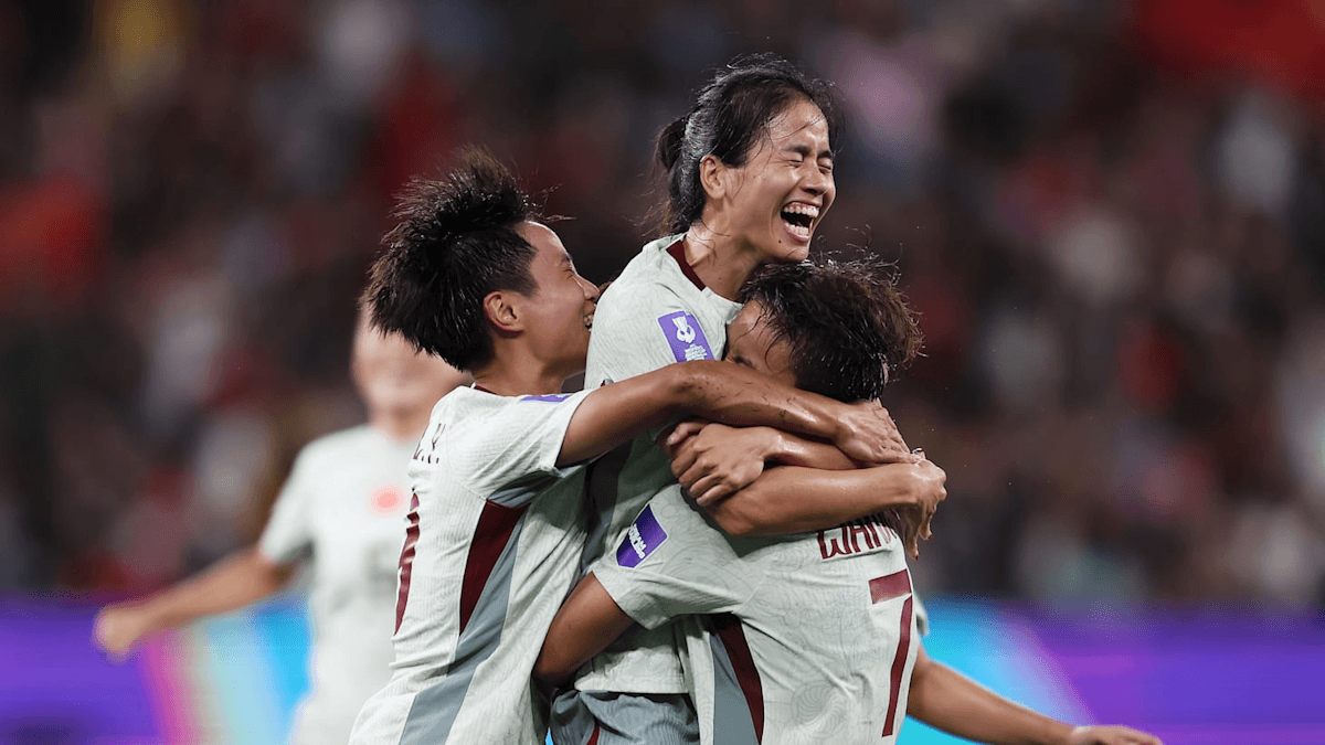 China (w)