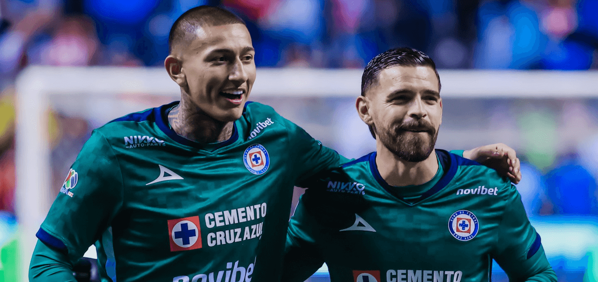 Cruz Azul. Source: Official Facebook. Edited photo