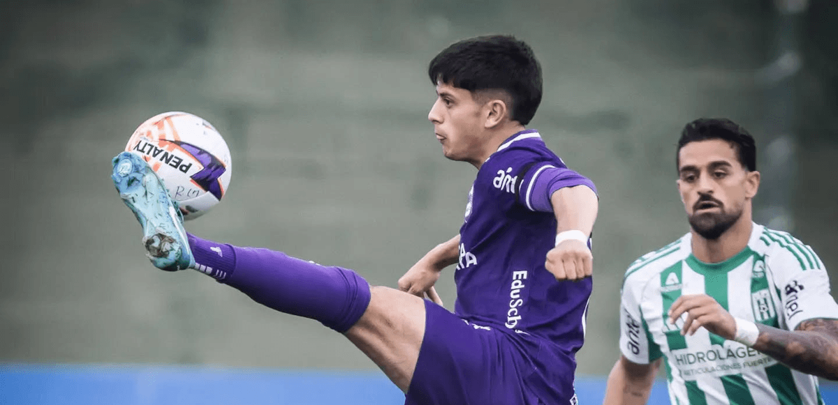 Defensor-Sporting. Source: Official Facebook. Edited photo