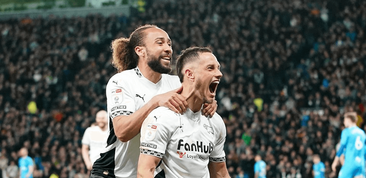 Derby. Source: Official Facebook. Edited photo