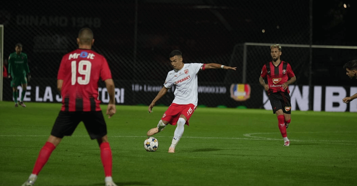Dinamo-Bucuresti. Source: Official Facebook. Edited photo