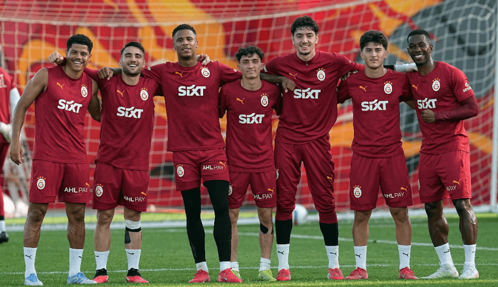 Galatasaray. Source: Official Facebook. Edited photo