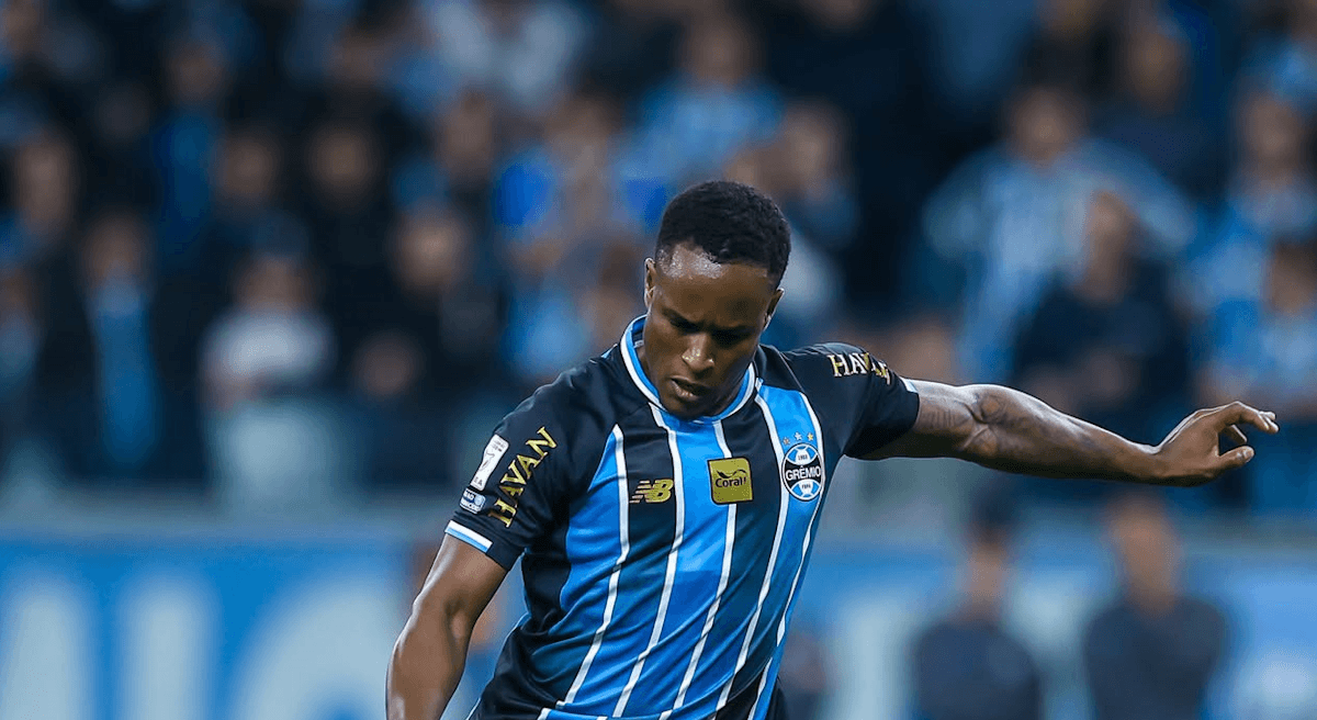 Gremio. Source: Official Facebook. Edited photo
