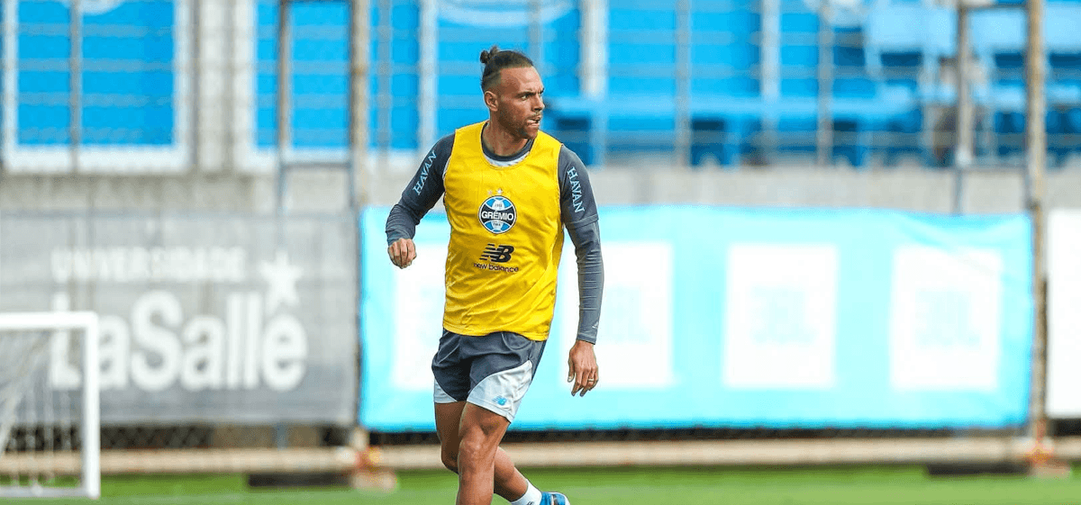 Gremio. Source: Official Facebook. Edited photo
