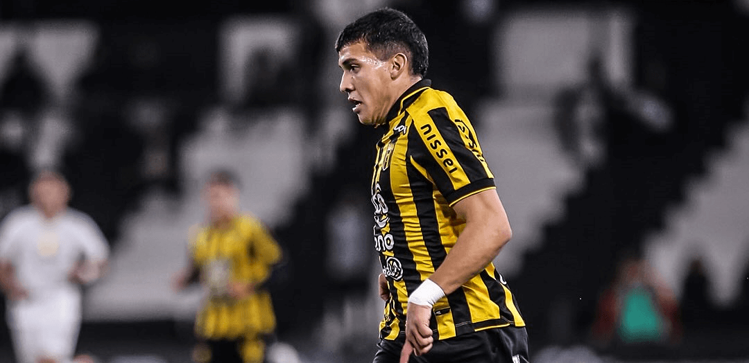 Guarani. Source: Official Instagram. Edited photo