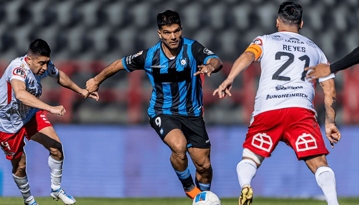 Huachipato. Source: Official Instagram. Edited photo