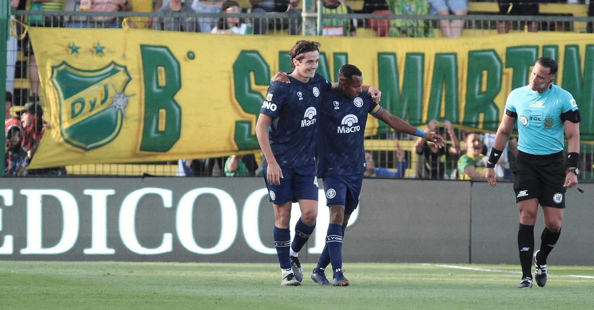 Independiente-Rivadavia. Source: Official Facebook. Edited photo