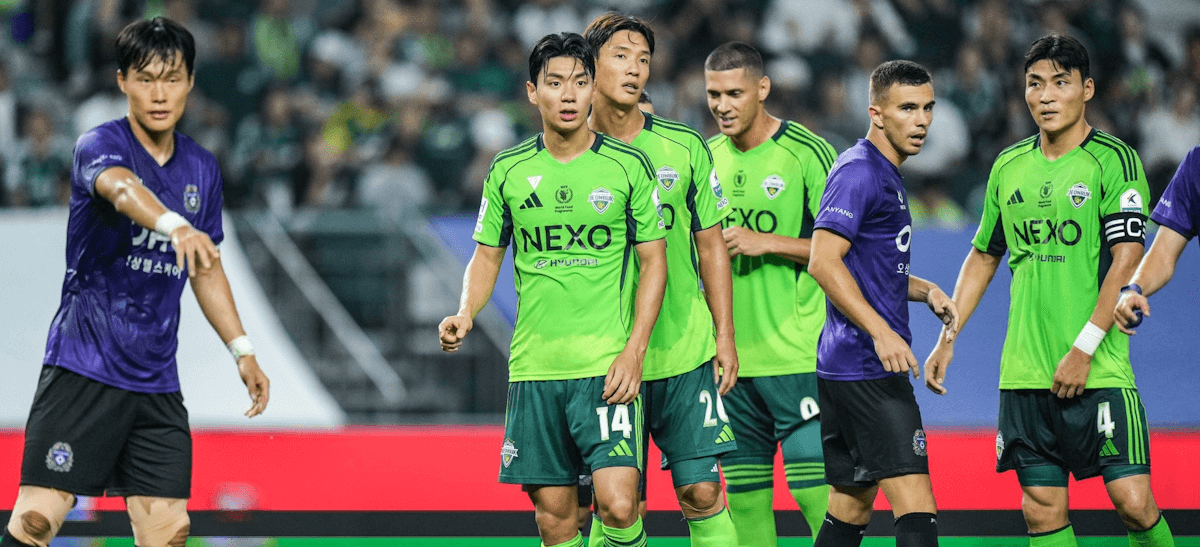 Jeonbuk. Source: Official Instagram. Edited photo