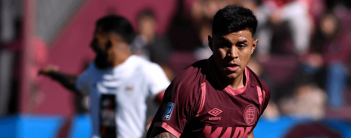 Lanus. Source: Official Facebook. Edited photo