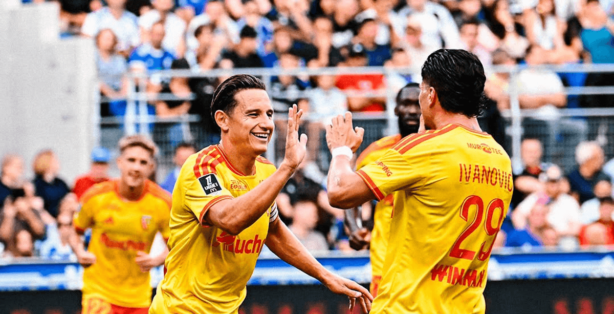 Lens. Source: Official Facebook