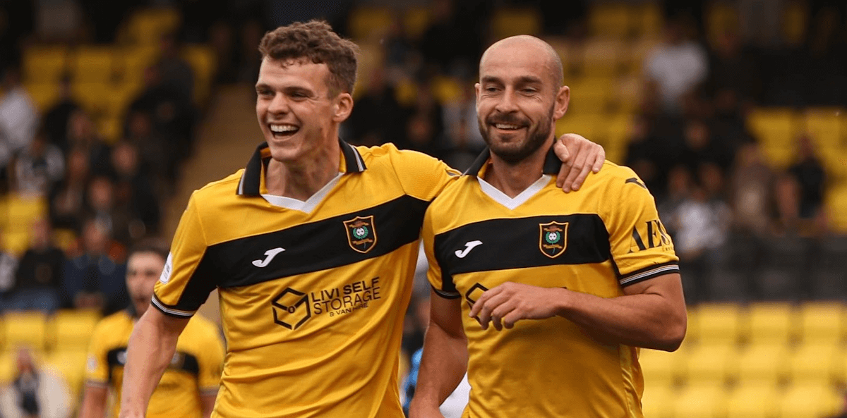 Livingston. Source: Official Instagram. Edited photo
