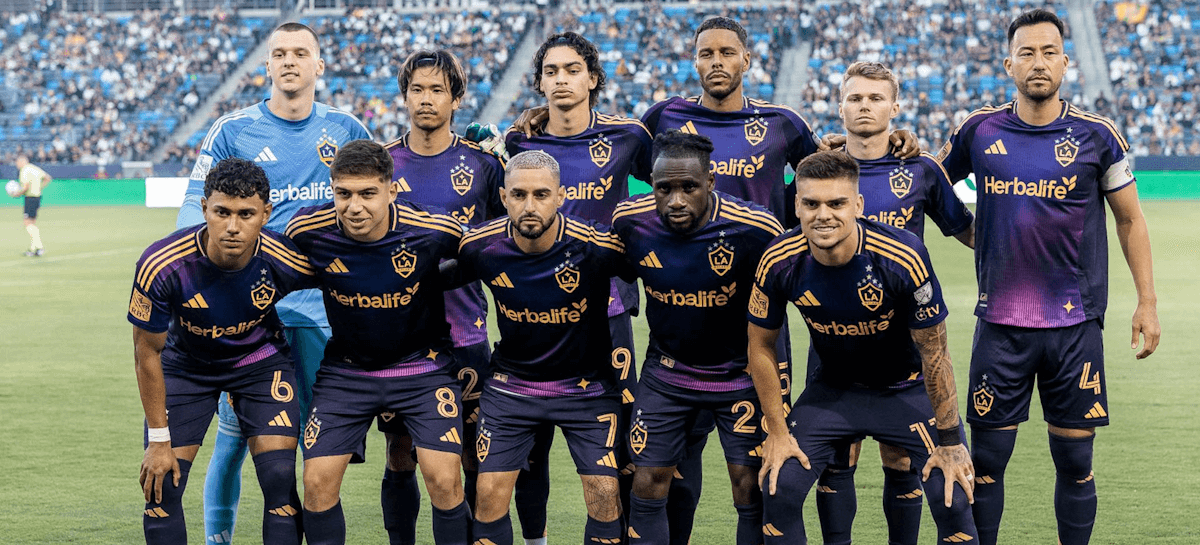 Los Angeles Galaxy. Source: Official Facebook. Edited photo