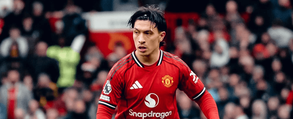 Manchester United. Source: Official Facebook. Edited photo