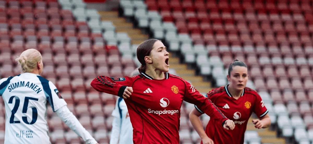 Manchester United (w). Source: Official Facebook. Edited photo