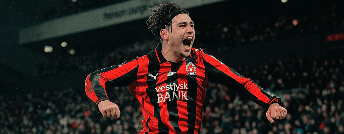 Midtjylland. Source: Official Facebook. Edited photo