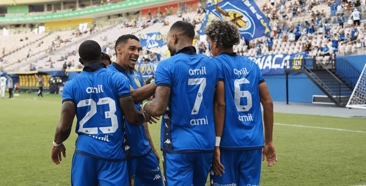 Nacional-AM. Source: Official Facebook. Edited photo