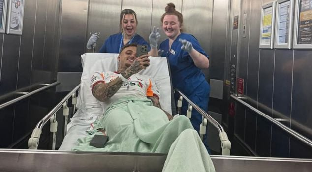 First post from Noa Lang after surgery. Source: Official Instagram