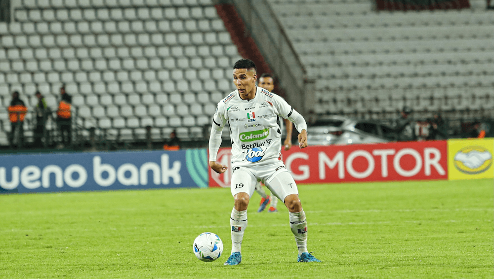 Once Caldas. Source: Official Facebook. Edited photo