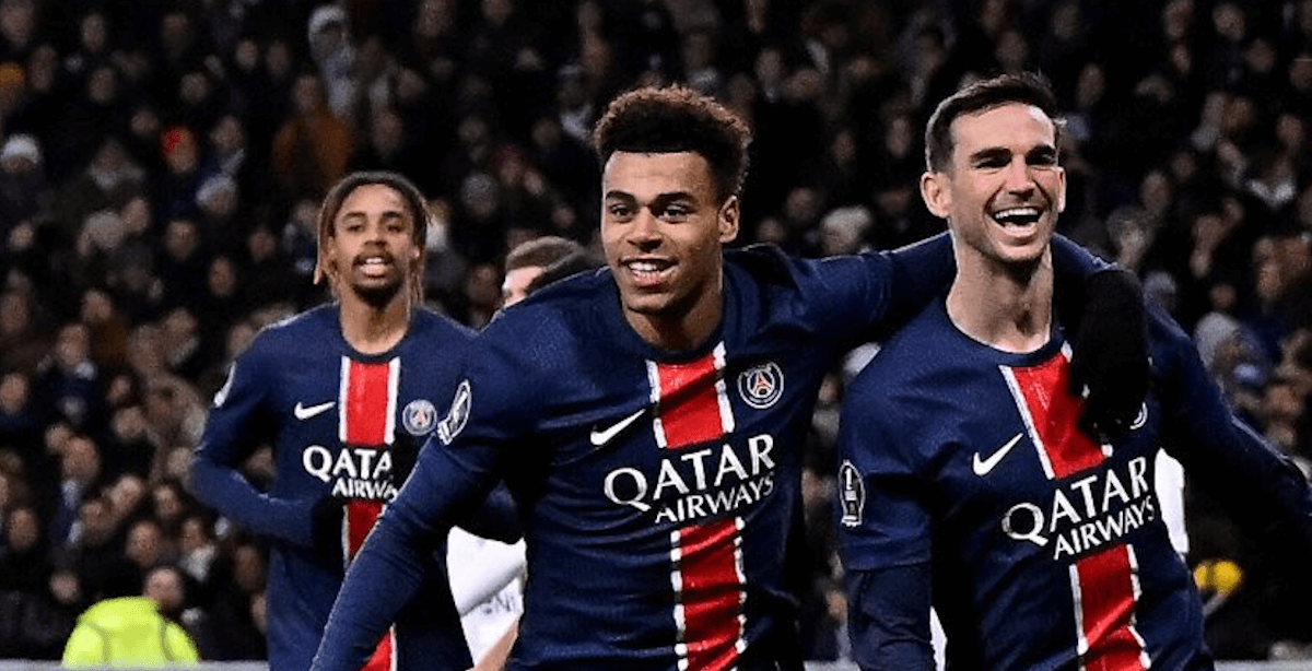 Paris-Saint-Germain. Source: Official Facebook. Edited photo