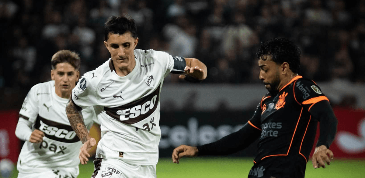 Platense. Source: Official Facebook. Edited photo