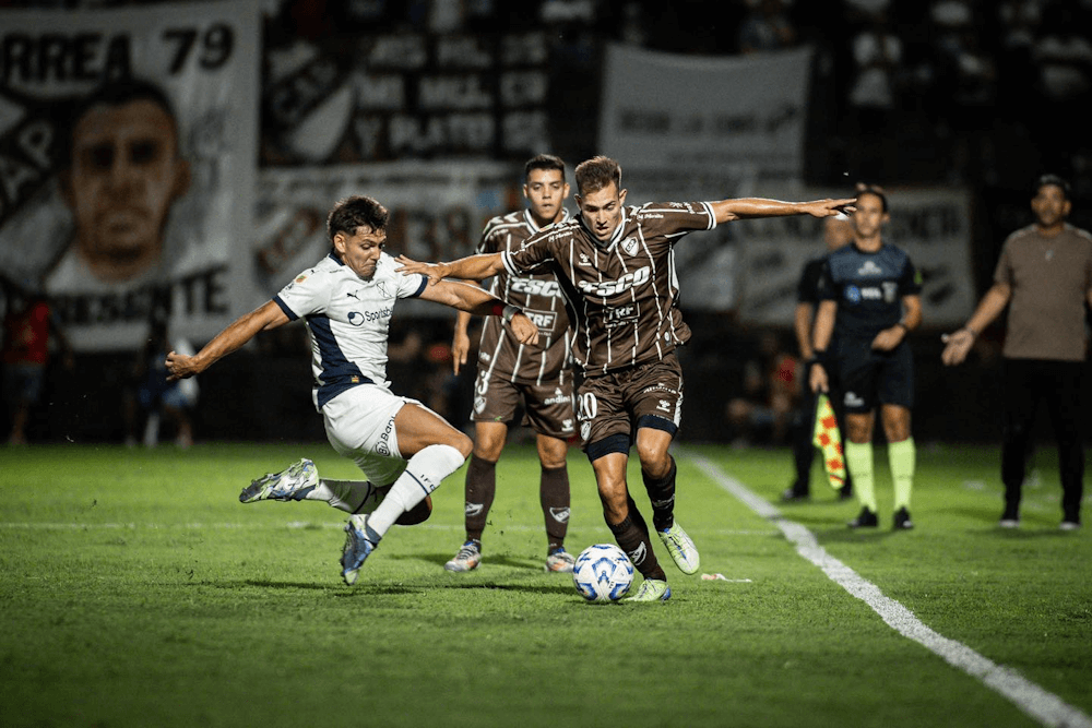 Platense. Source: Official Facebook.