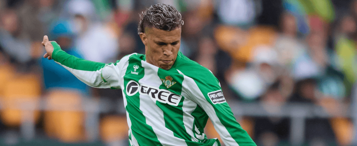 Real Betis. Source: Official Facebook. Edited photo