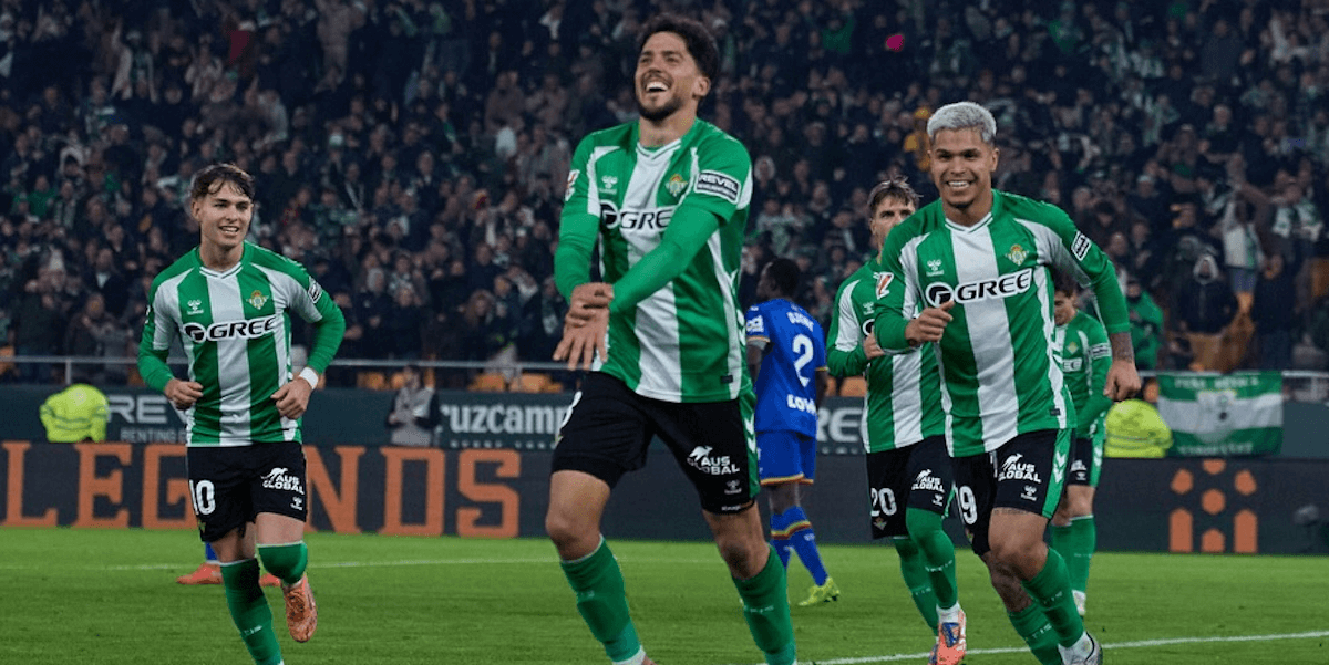 Real-Betis. Source: Official Facebook. Edited photo