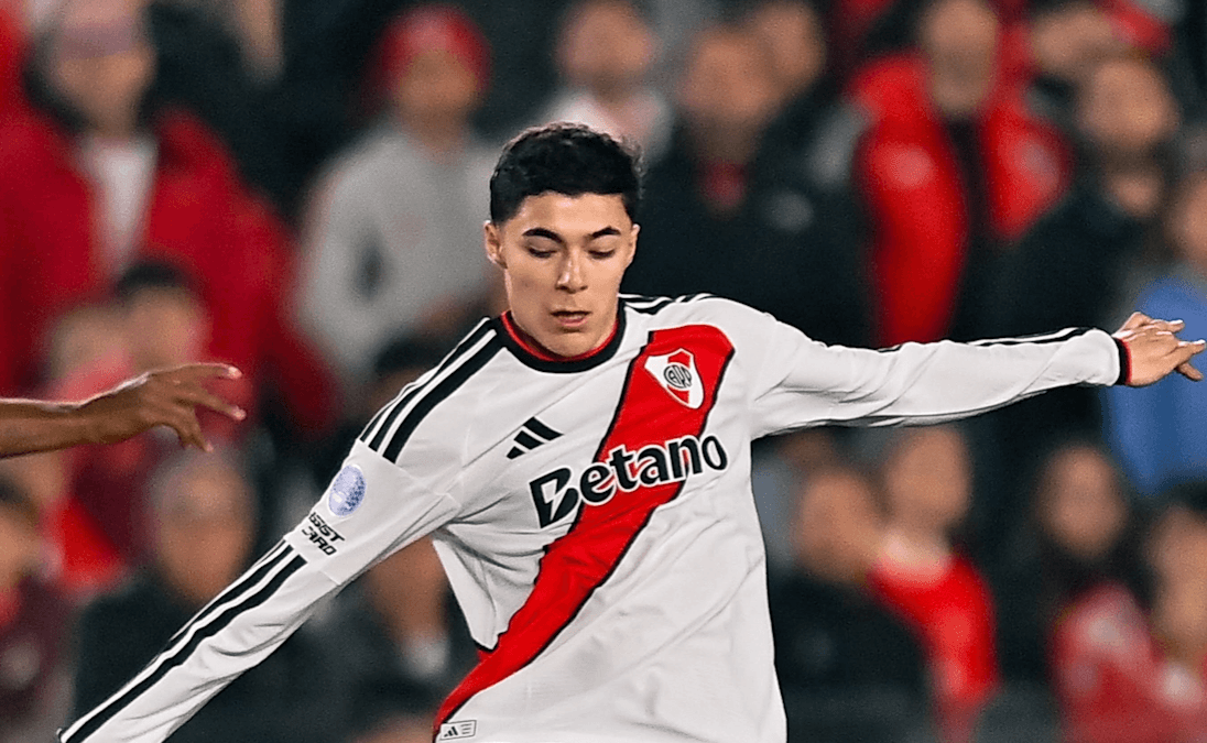River Plate. Source: Official Facebook. Edited photo