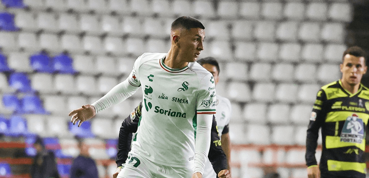 Santos-Laguna. Source: Official Facebook. Edited photo