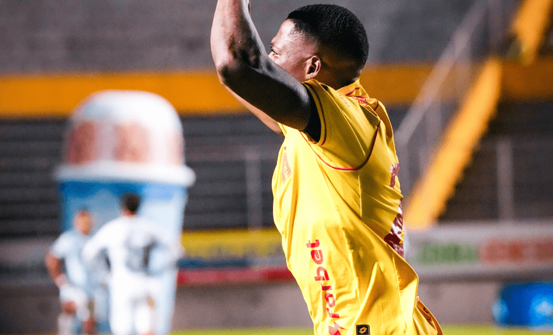 Sociedad Deportiva Aucas. Source: Official Instagram. Edited photo