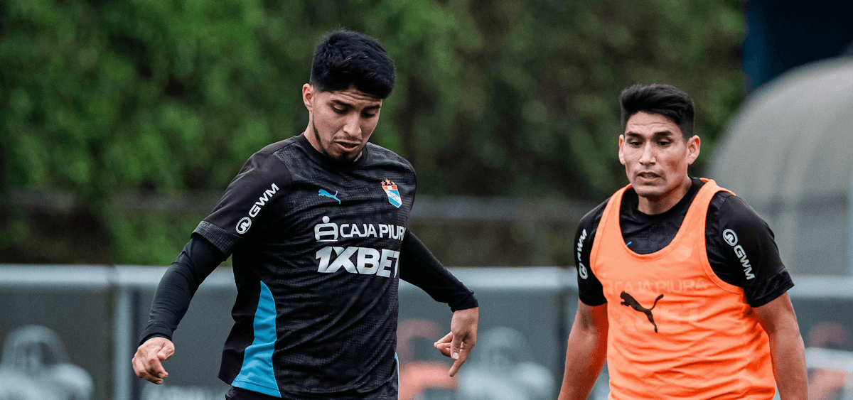 Sporting-Cristal. Source: Official Facebook. Edited photo