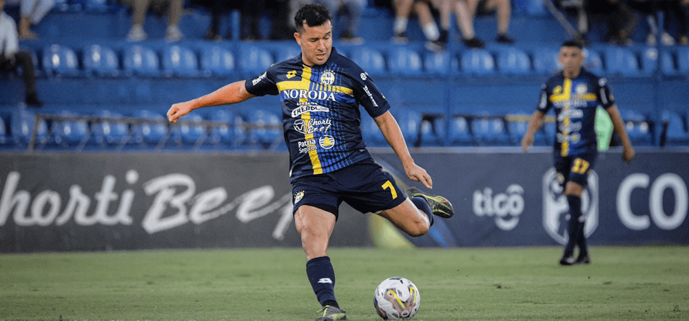 Sportivo Trinidense. Source: Official Facebook. Edited photo