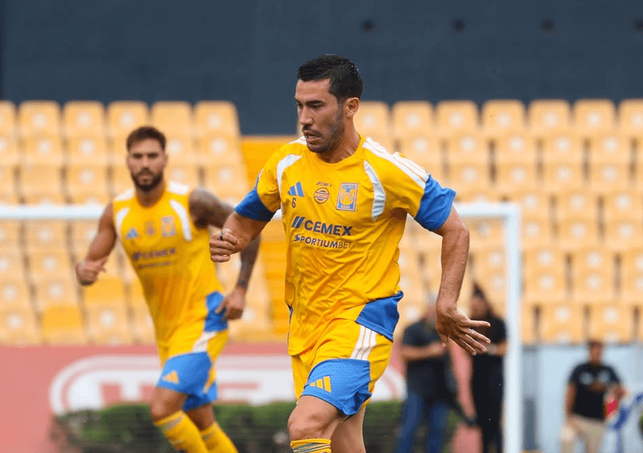 UANL Tigres. Source: Official Facebook. Edited photo