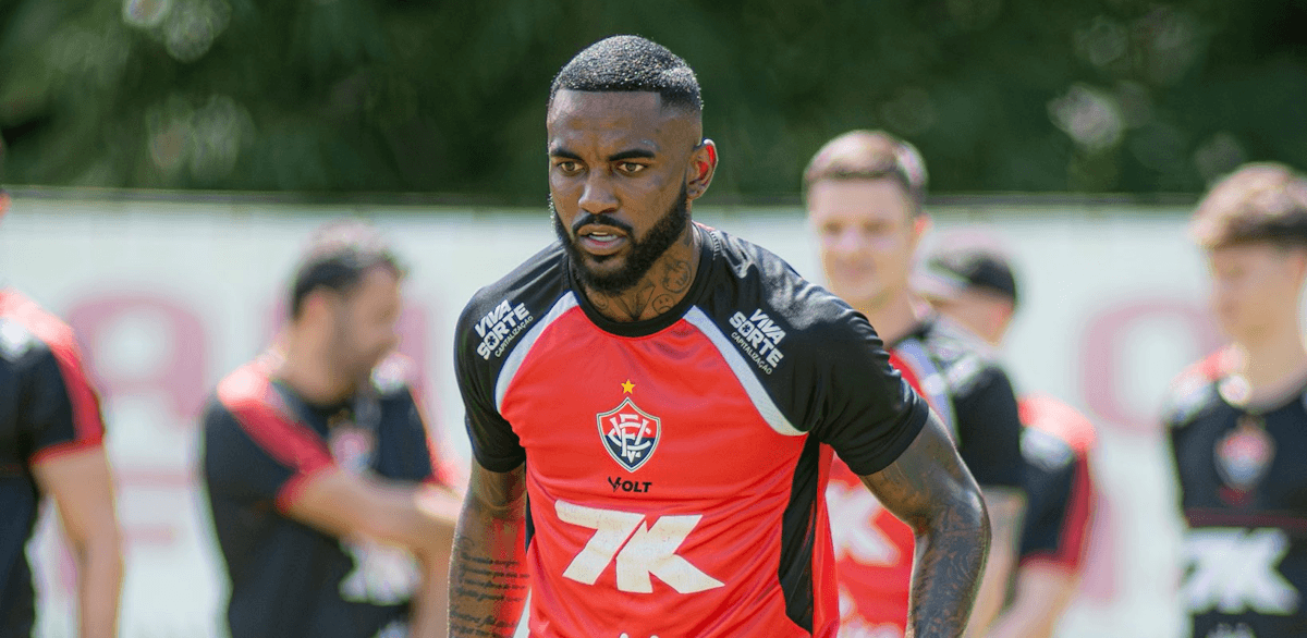 Vitoria. Source: Official Facebook. Edited photo