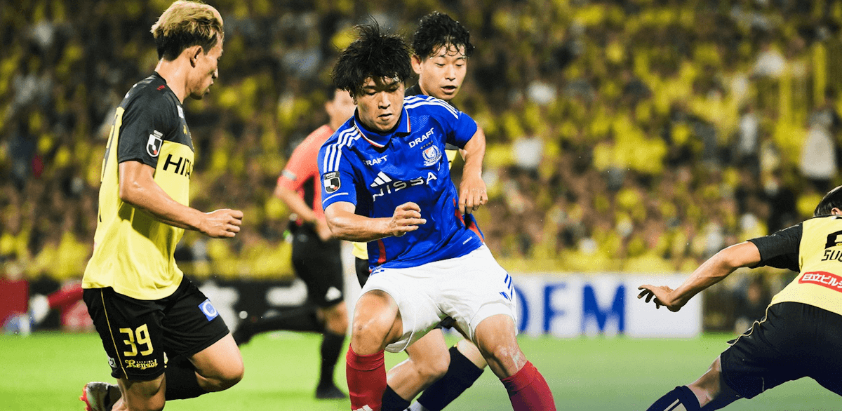 Yokohama-F-Marinos. Source: Official Facebook. Edited photo