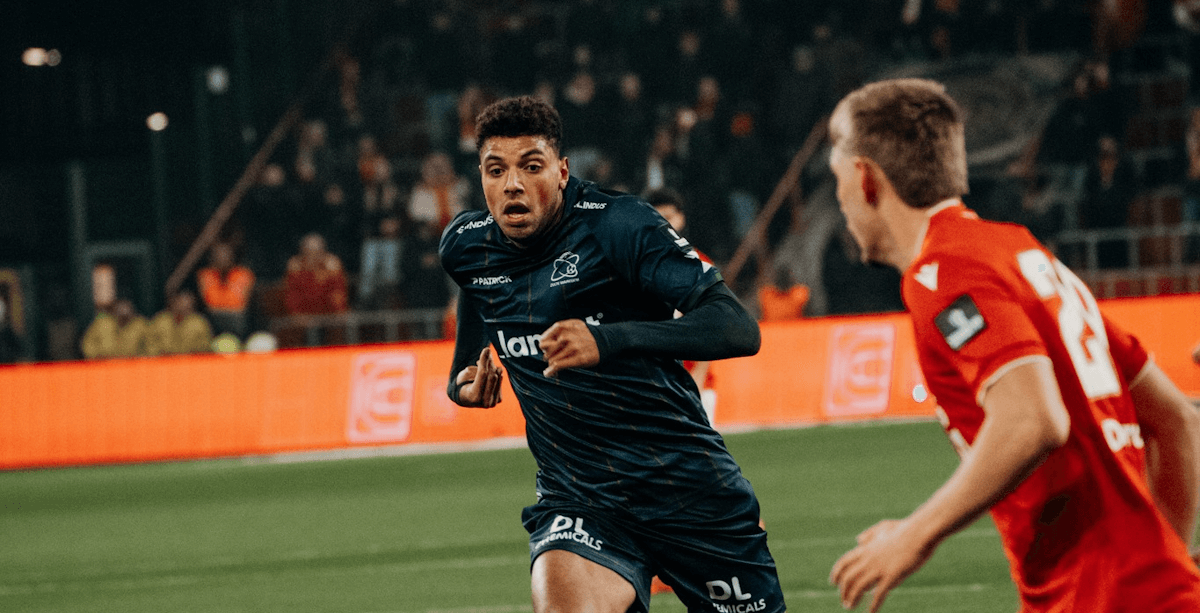 Zulte-Waregem. Source: Official Facebook. Edited photo