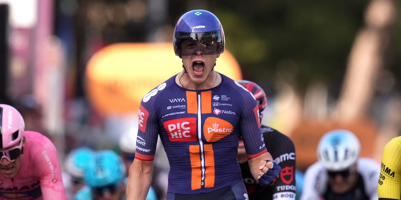 Casper van Uden winning the stage at grio 2025